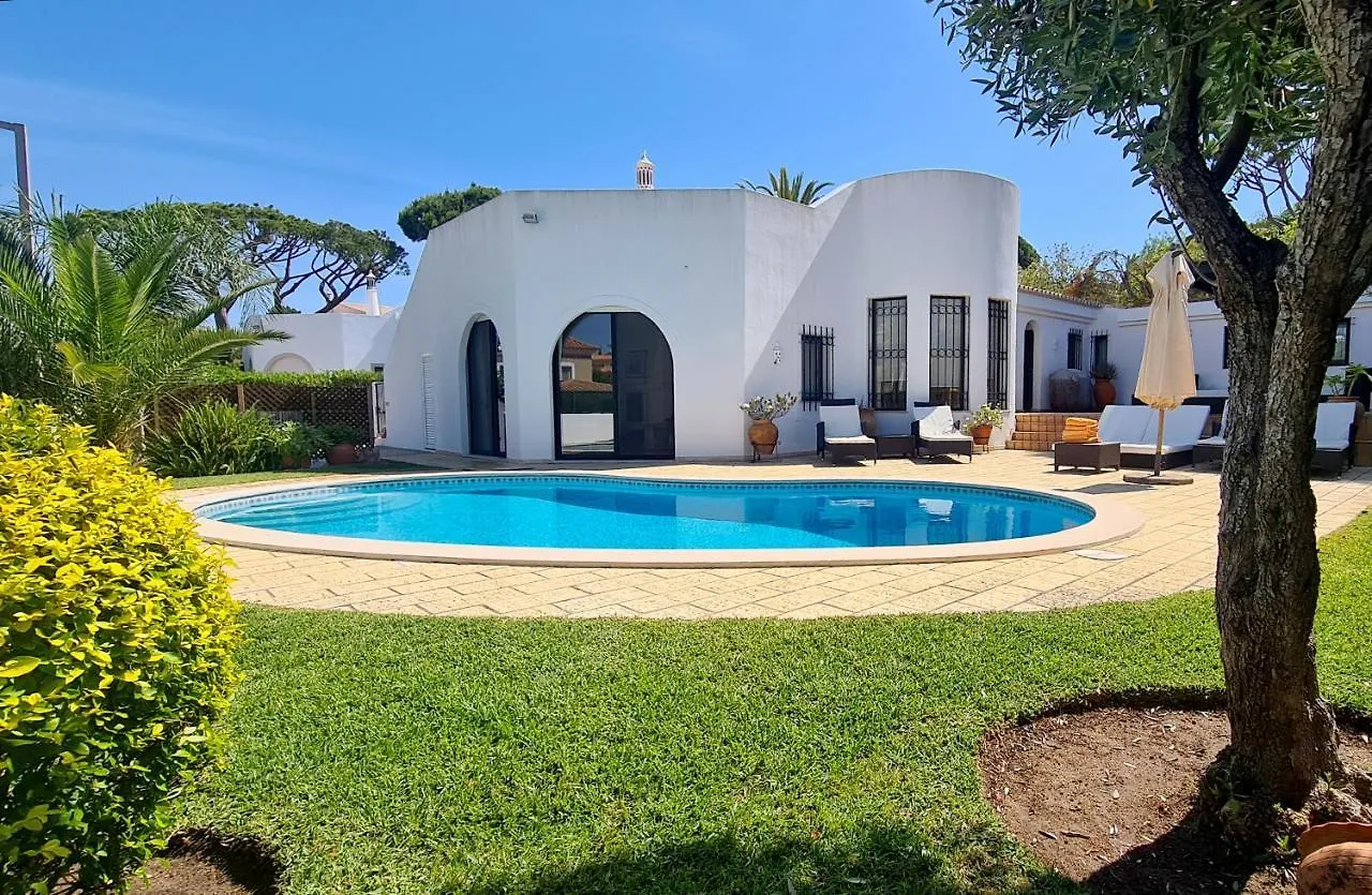 Dunas Douradas Beach Villa Benfarras