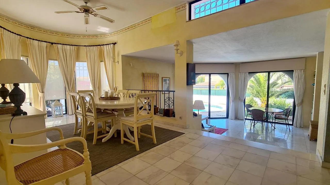 Dunas Douradas Beach Villa Benfarras