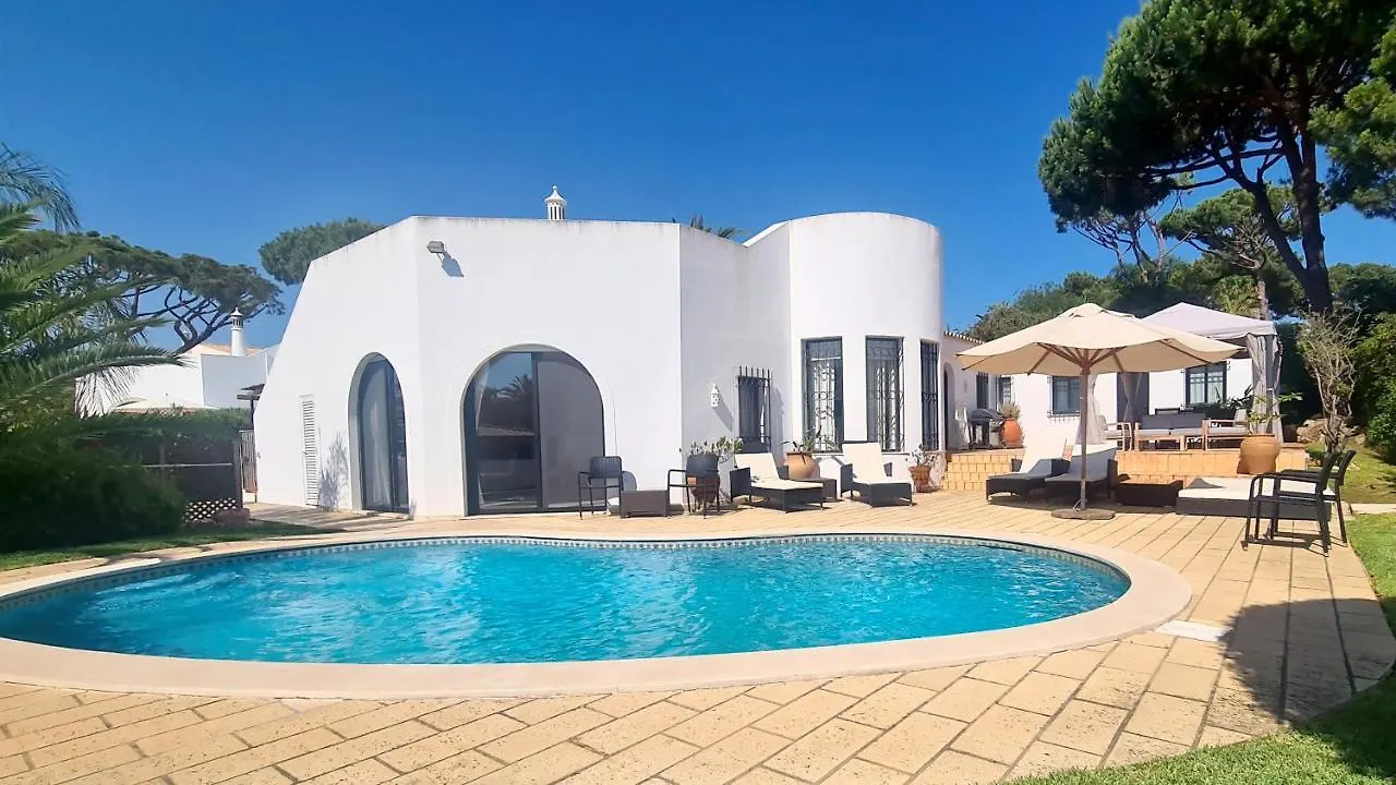 Dunas Douradas Beach Villa Benfarras
