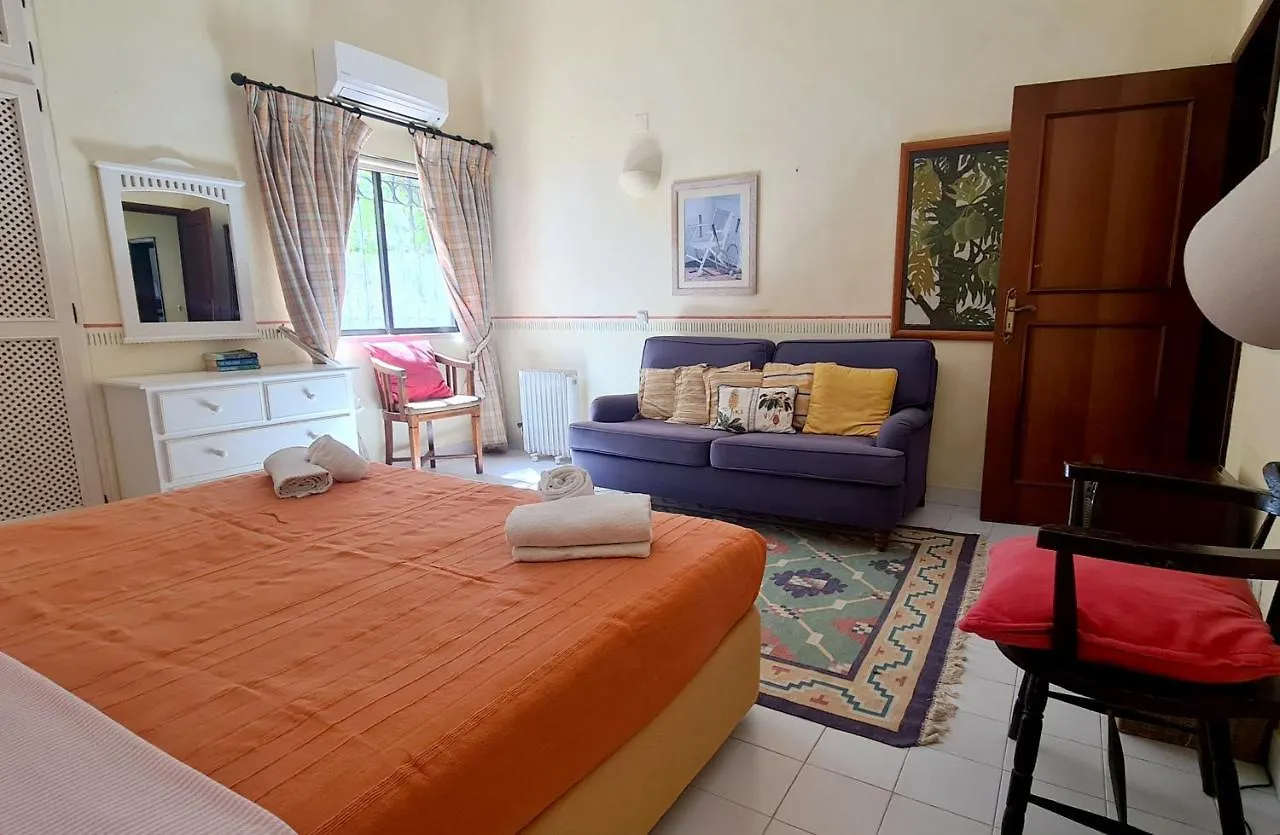 Dunas Douradas Beach Villa Benfarras 0*,  Portugalsko