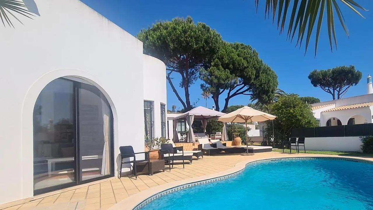 Dunas Douradas Beach Villa Benfarras
